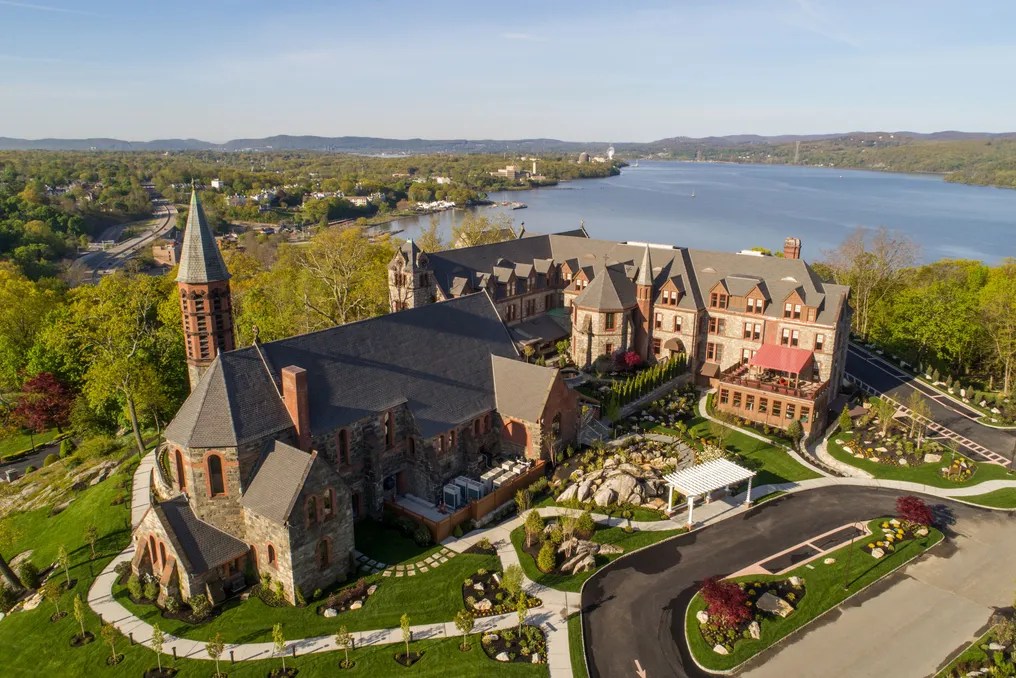 The Abbey Inn & Spa #4