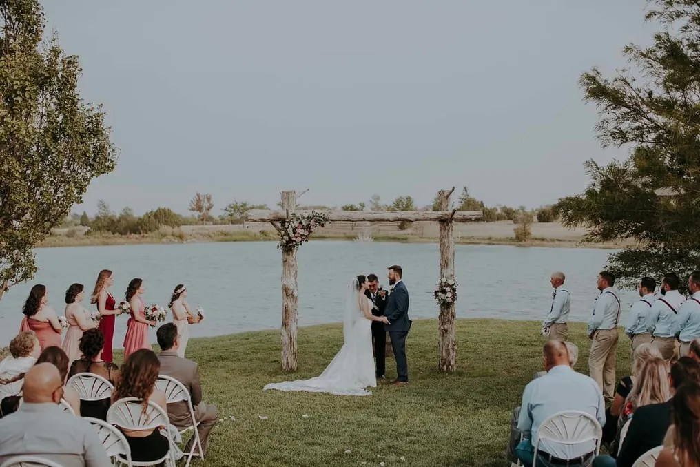 River Falls Venue & Lodges #9