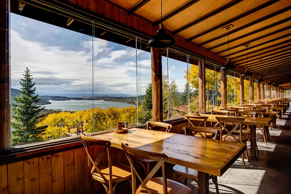 GRAND LAKE LODGE #18