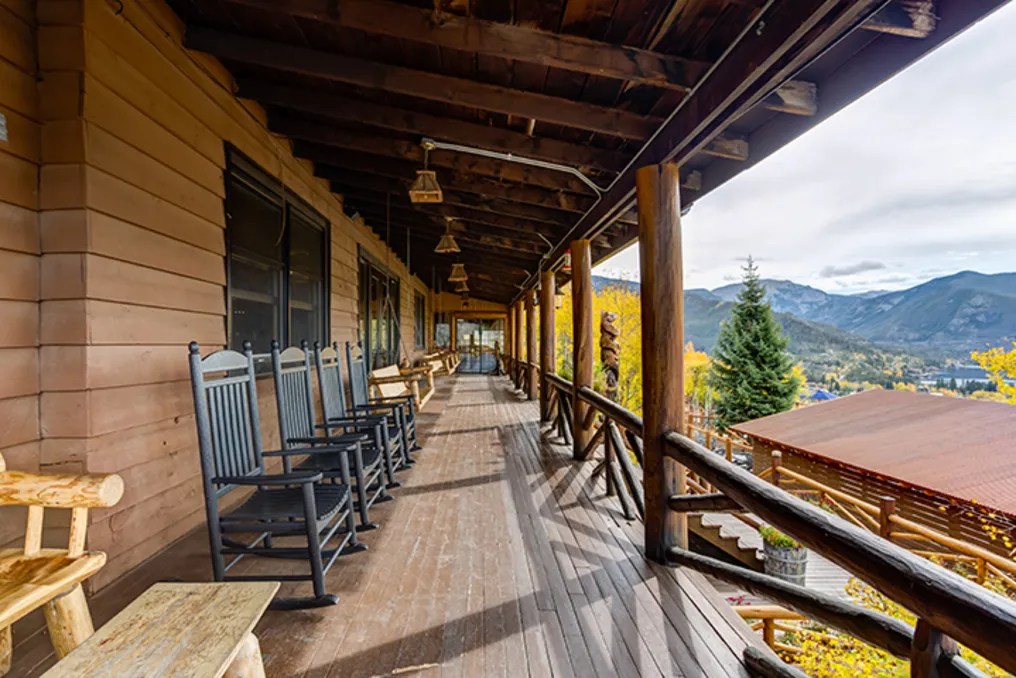 GRAND LAKE LODGE #20