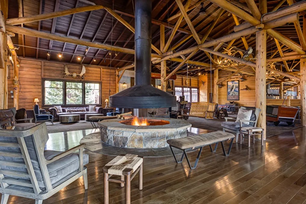 GRAND LAKE LODGE #38
