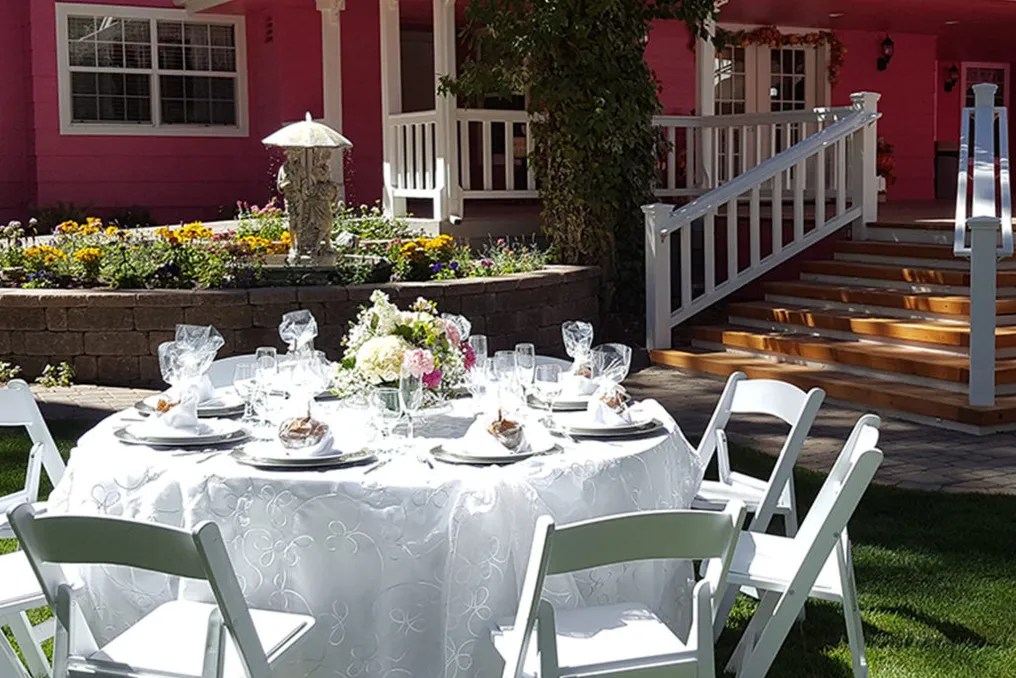 Apples Bed and Breakfast Inn #7