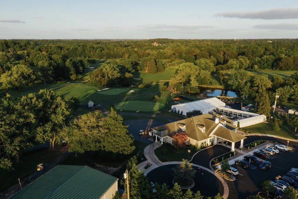 Bogey's Ballroom #52