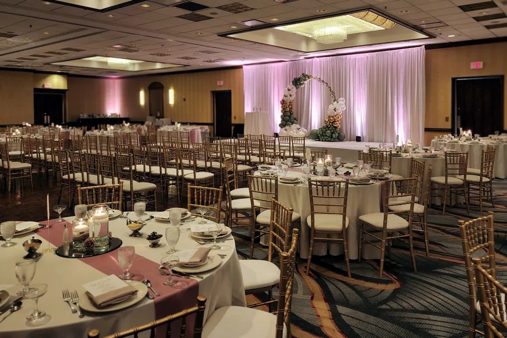 DoubleTree by Hilton Hotel Chicago-Alsip #32