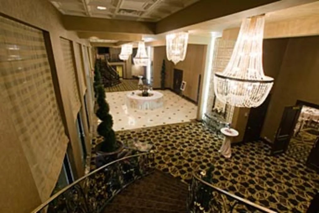 Chateau Ritz #22