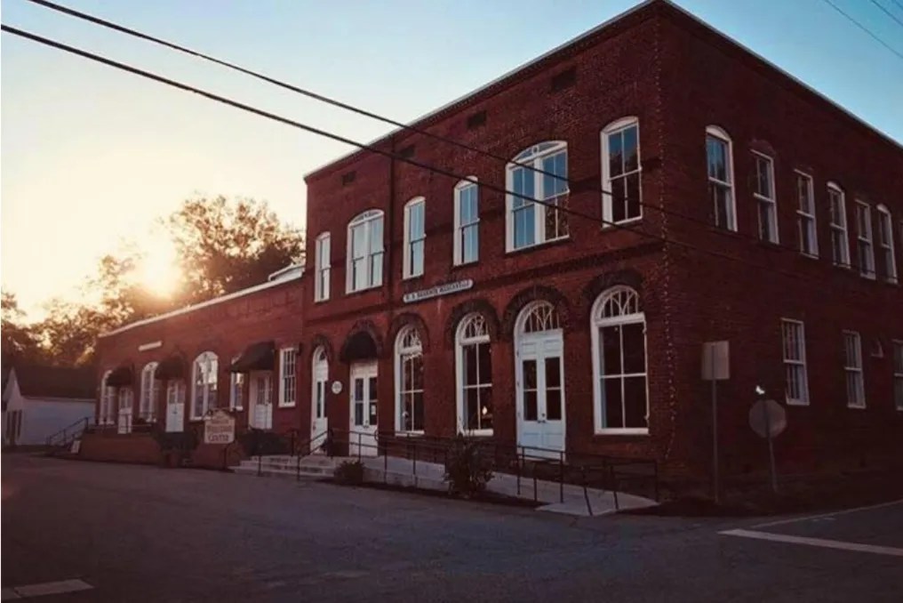 Downtown Moreland Mill #1