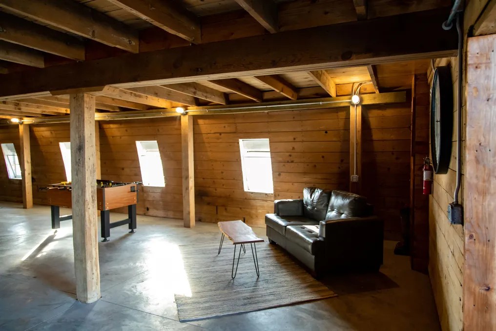 Rustique Barn #10