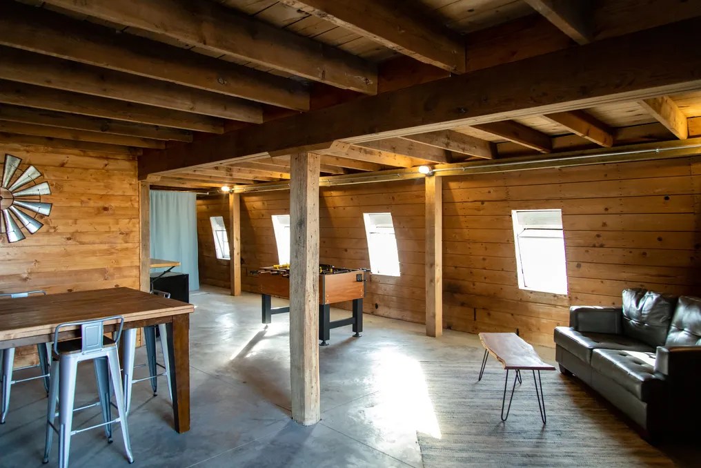 Rustique Barn #18