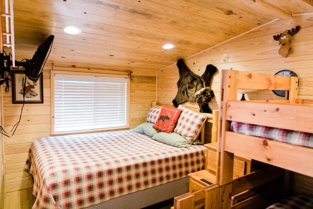 The Lodge at Lone Moose #114