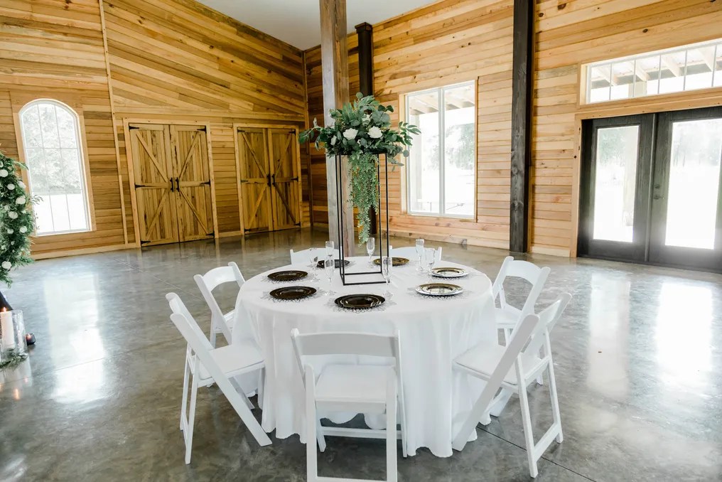 Pine Grove Barn #14