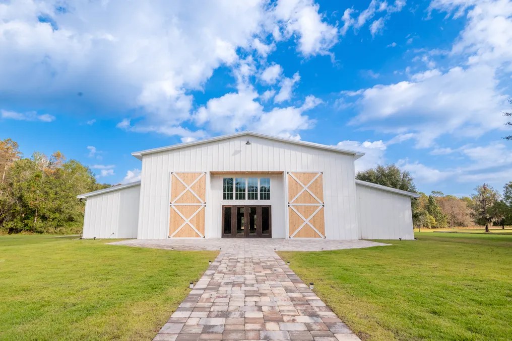 Pine Grove Barn #19