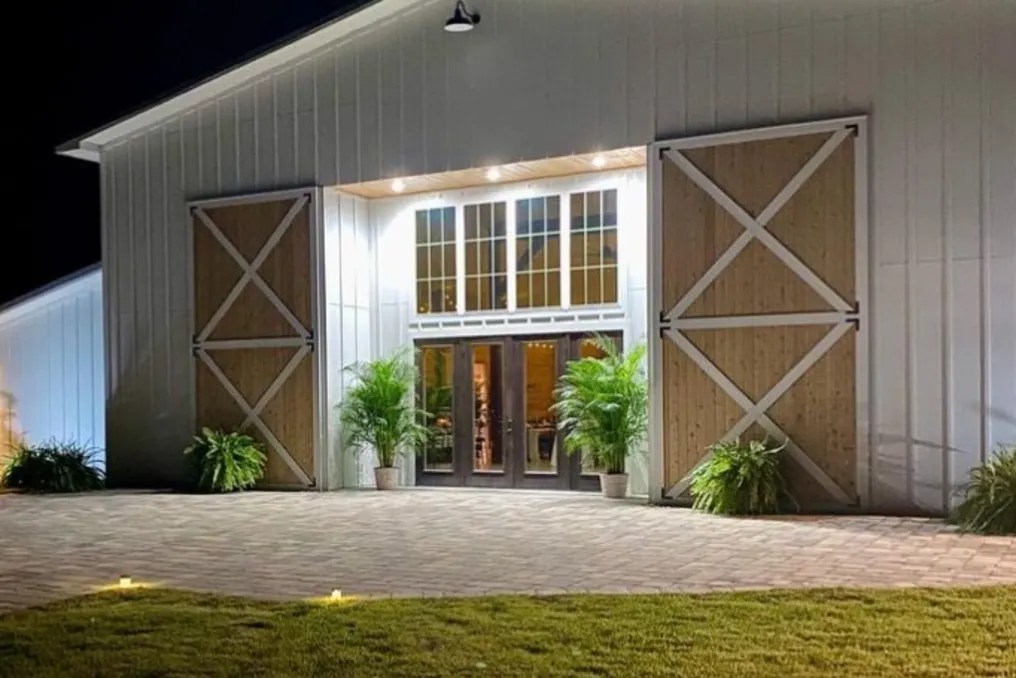 Pine Grove Barn #21