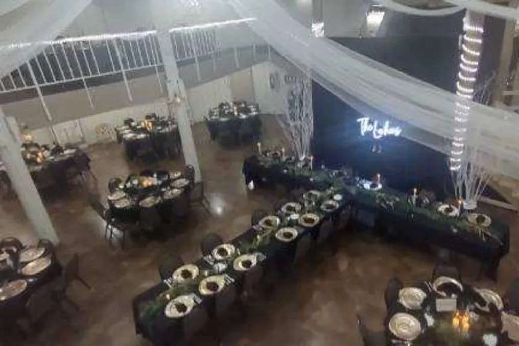 The Holiday Inn Alexandria - The Barn #2