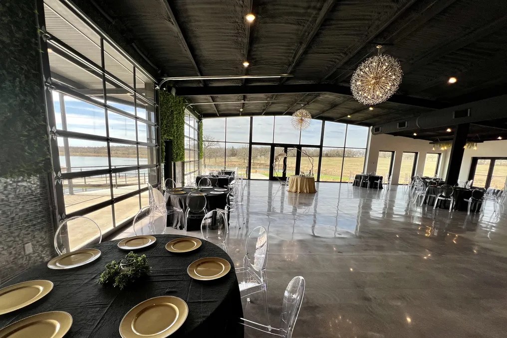 Loco Lake Venue #12