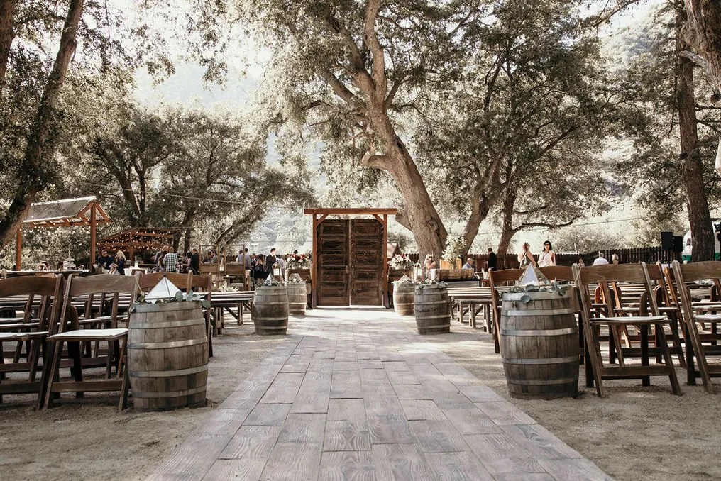 Pond Oaks by Mountain Meadow Events #1