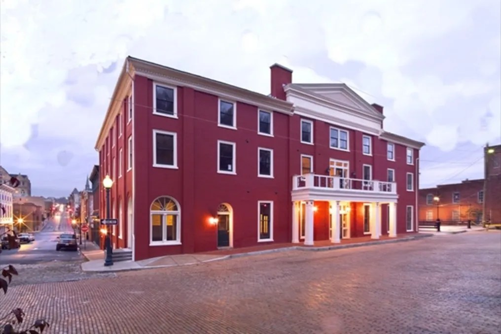 The American Hotel Banquet Room - Staunton #14