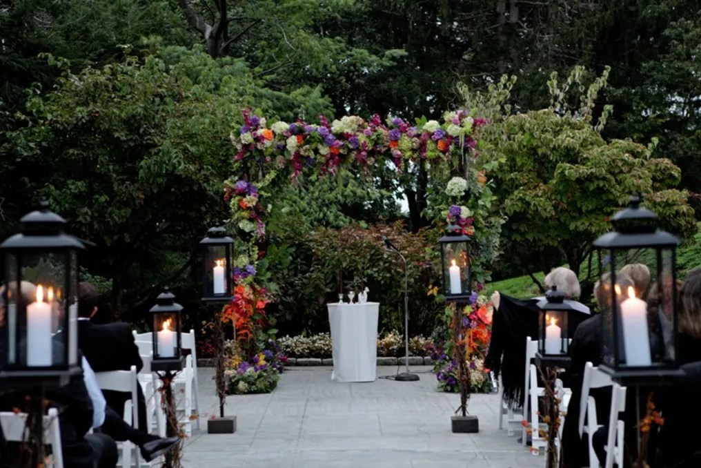 Abigail Kirsch at Tappan Hill Mansion #15