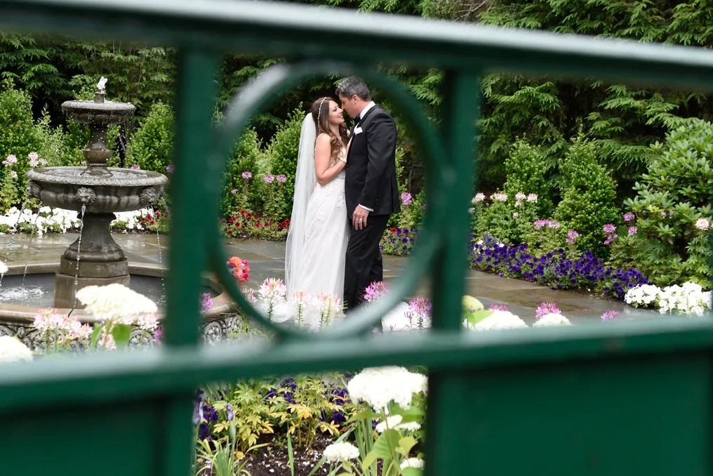 Abigail Kirsch at Tappan Hill Mansion #20