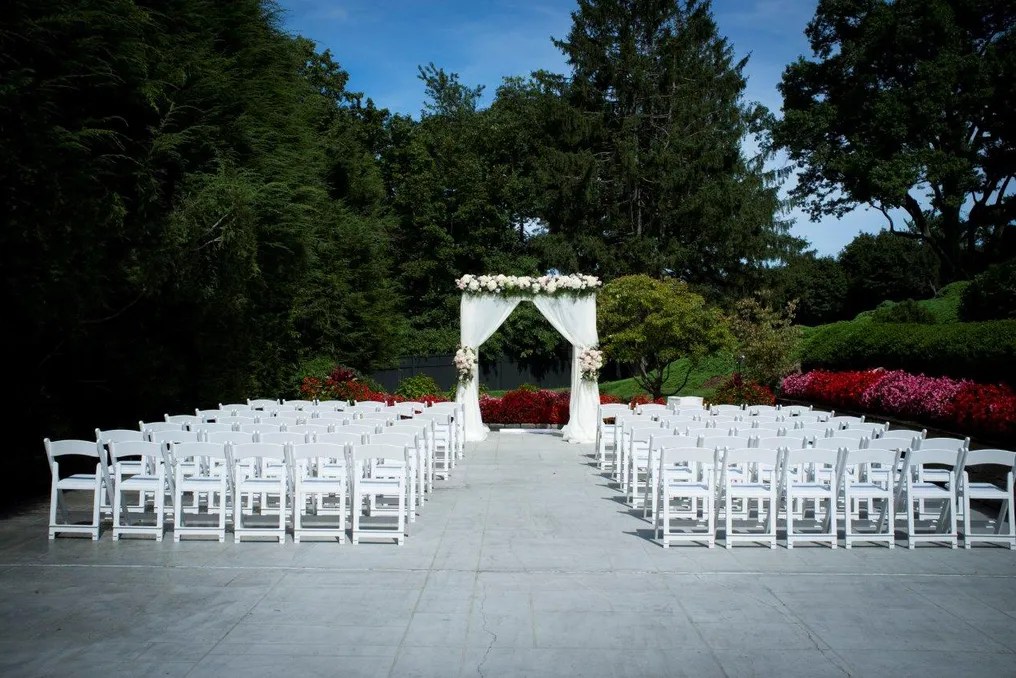 Abigail Kirsch at Tappan Hill Mansion #21