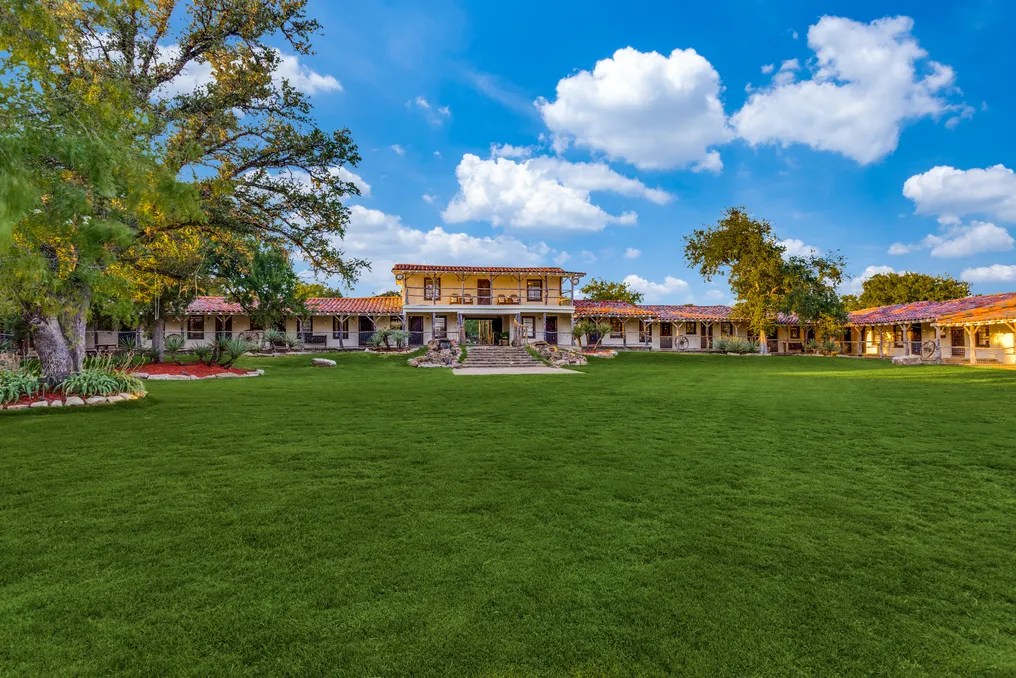 Rest Yourself River Ranch #18