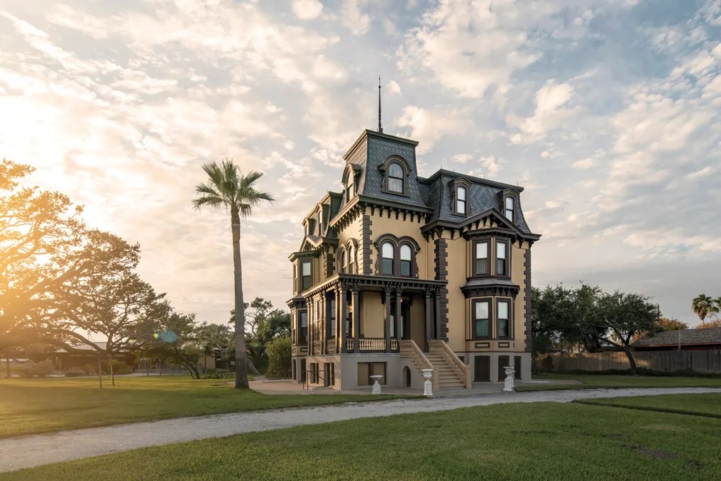 Fulton Mansion #7