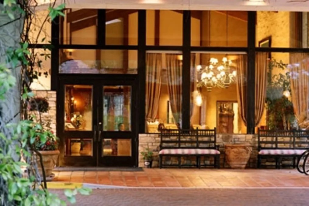 Westlake Village Inn #13
