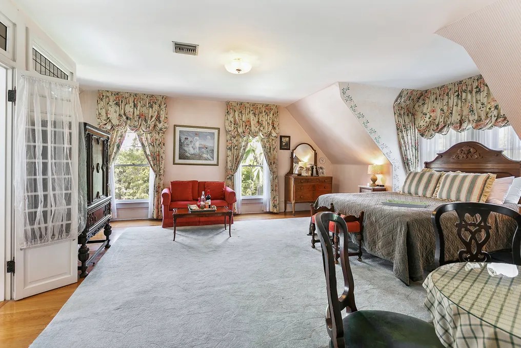 Bissell House Bed and Breakfast #44