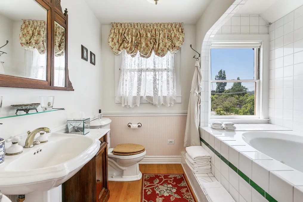 Bissell House Bed and Breakfast #48