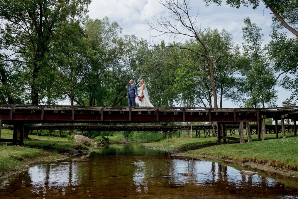 Myth Golf and Banquets Barn Weddings #8