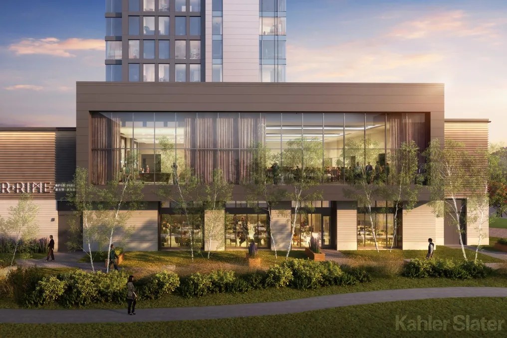Renaissance Milwaukee West #17