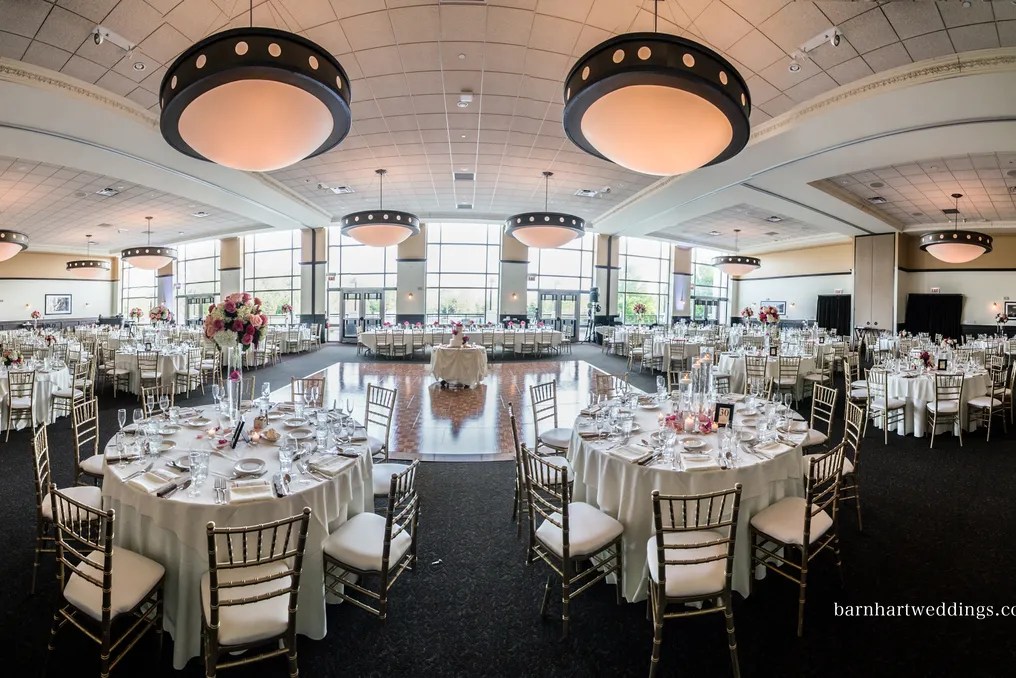 Harry Caray's Banquets, Lombard #31