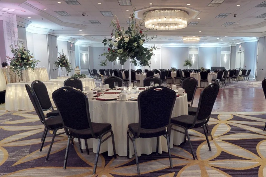 Doubletree by Hilton Wichita Airport #4