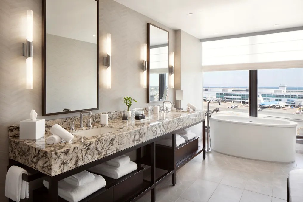 Grand Hyatt at SFO #7