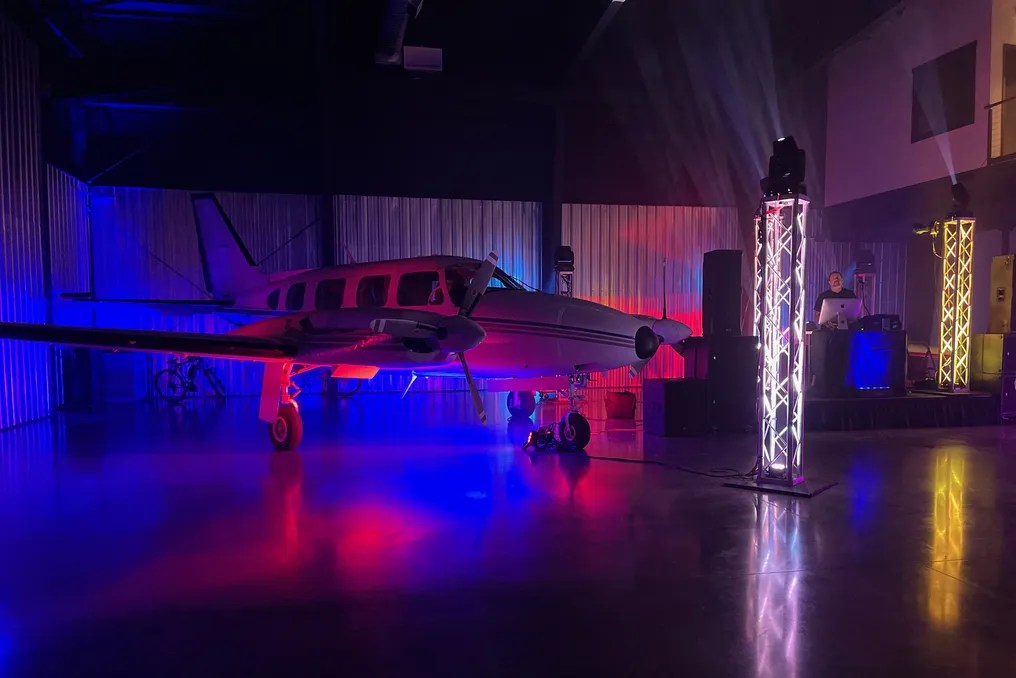 Hangar 97 #14