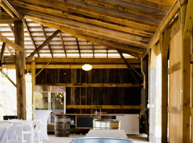 The Becky Ann Barn #11