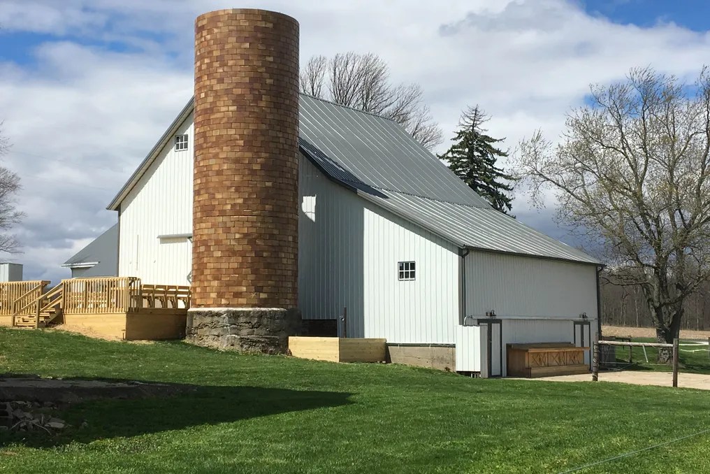 Gala Barn #1