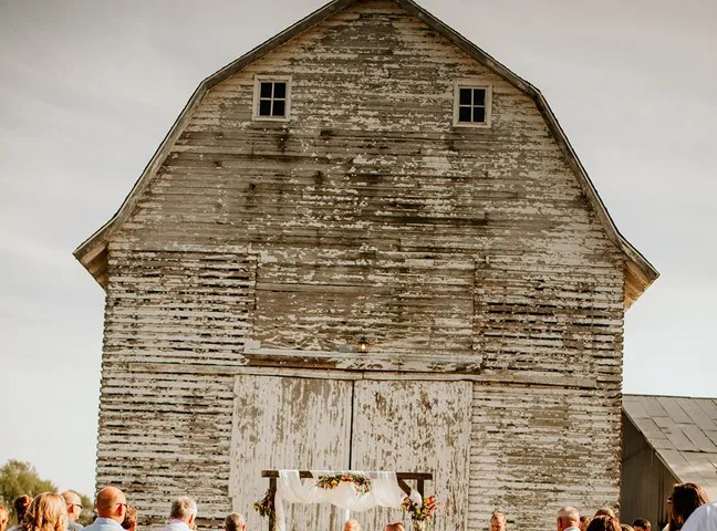 Gala Barn #17