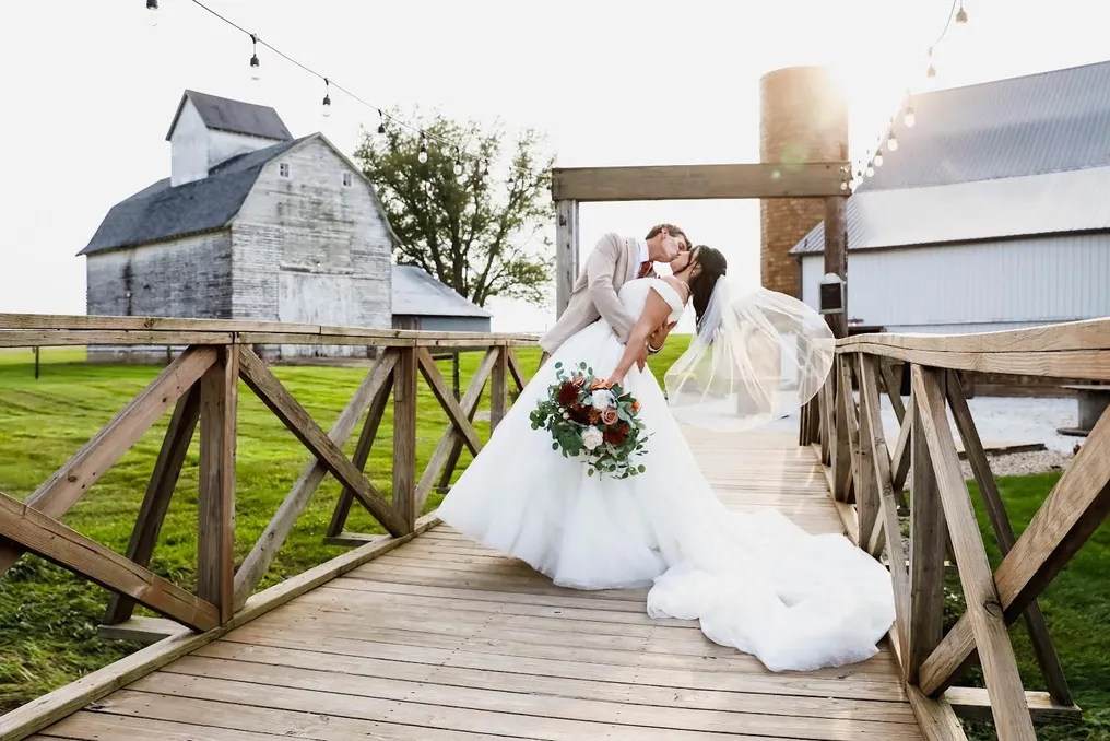 Gala Barn #18
