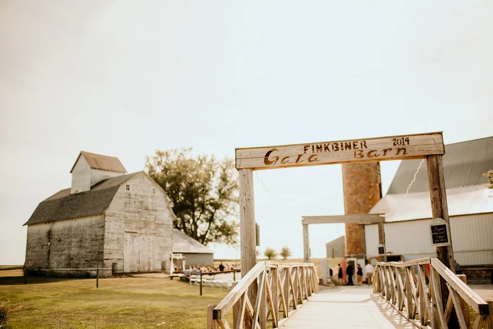 Gala Barn #24