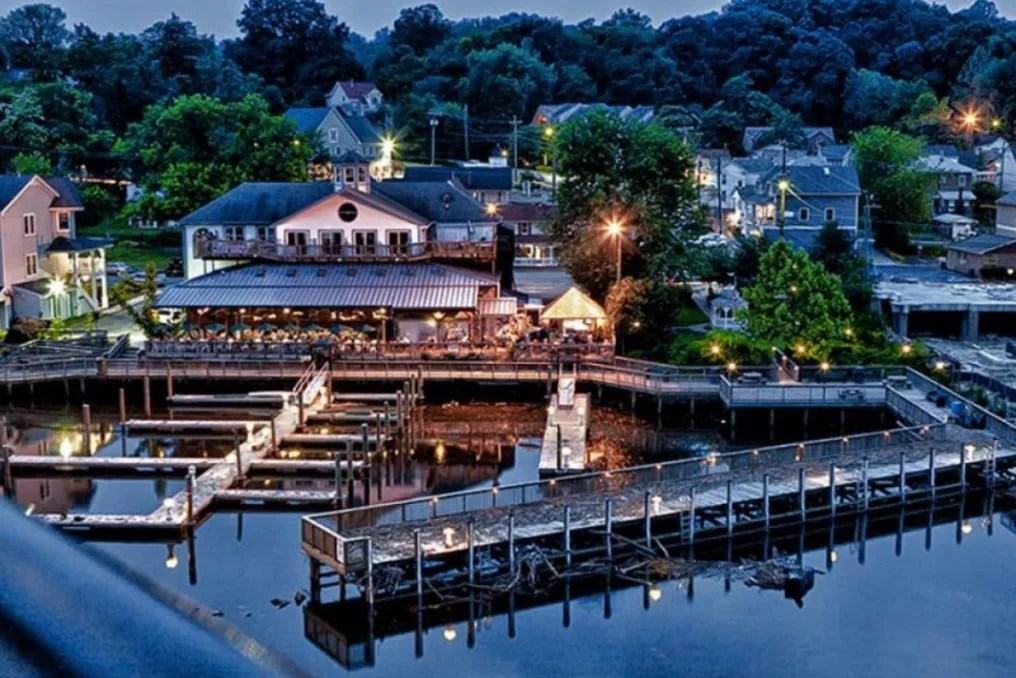 Madigan's Waterfront #1