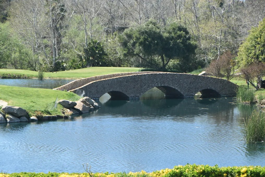 Hawk's Pointe @ Redhawk Golf Course #15