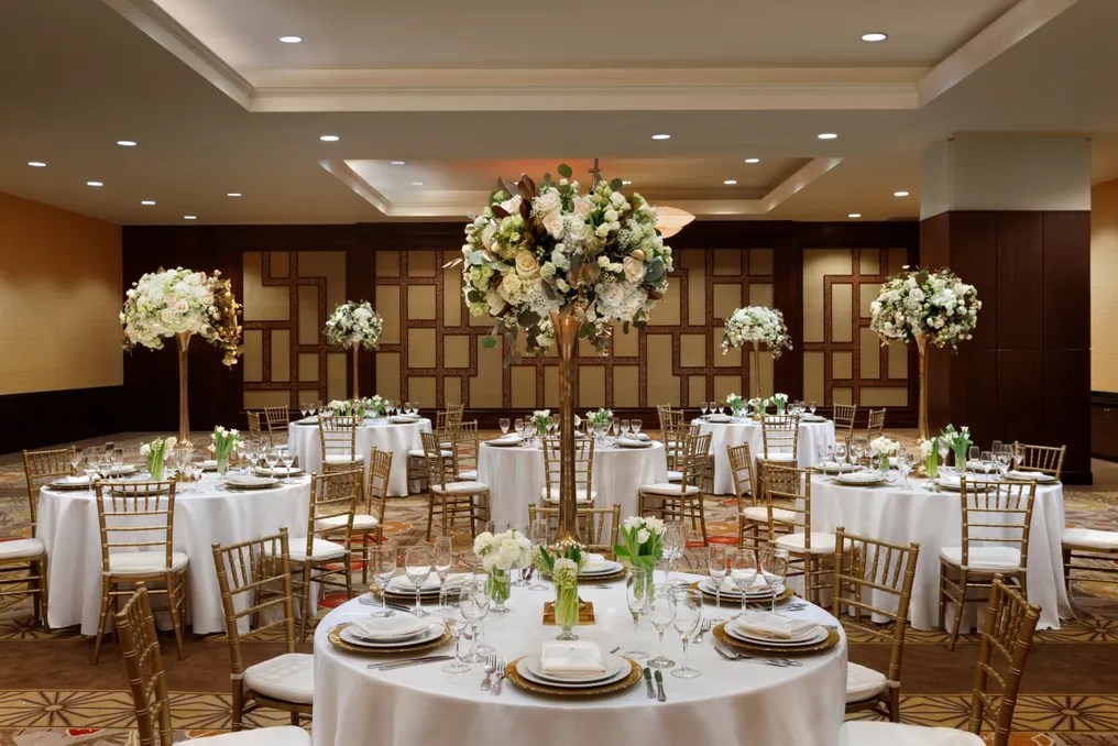 Embassy Suites Hotel Los Angeles-Glendale #1