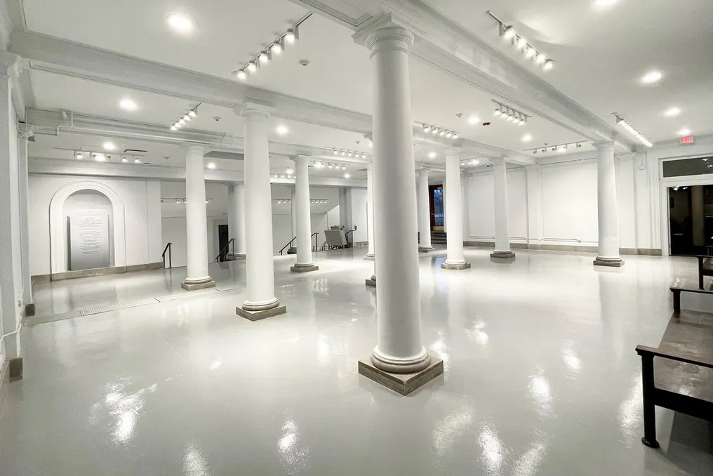 Tappo at the Museum #1