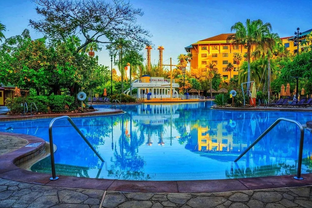 Loews Royal Pacific Resort at Universal Orlando™ #8