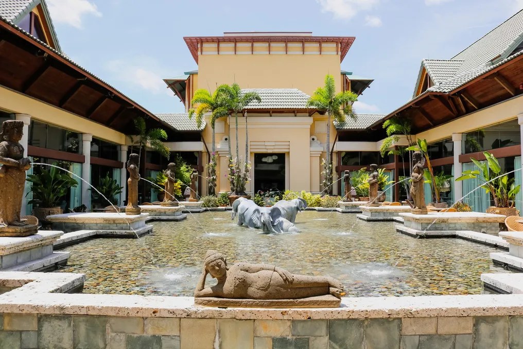 Loews Royal Pacific Resort at Universal Orlando™ #10
