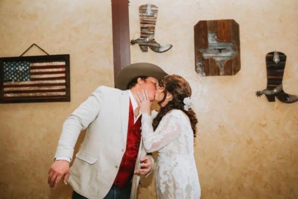 Hill Country Hall #10