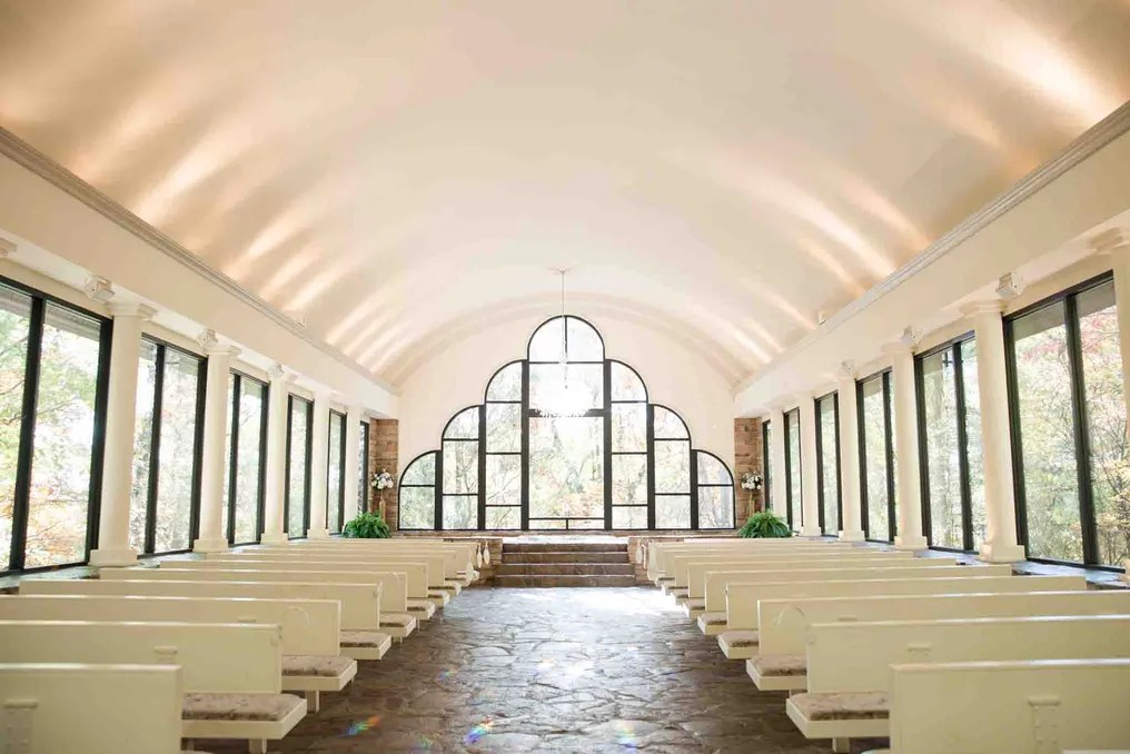 Stonegate Glass Chapel #13