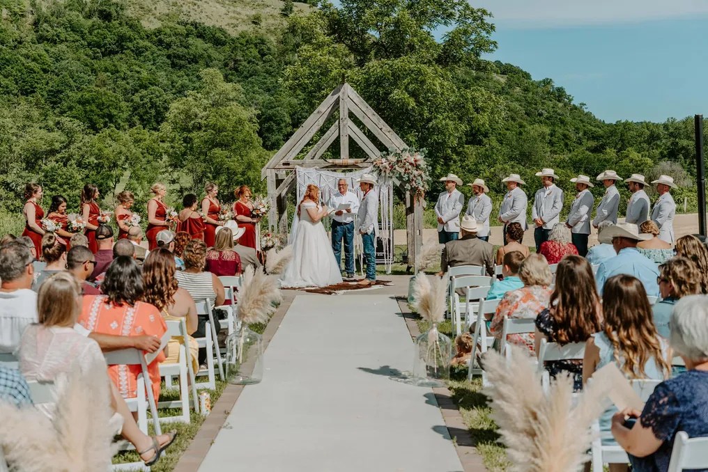 Outback Ranch, Inc -  MN VENUE! #192