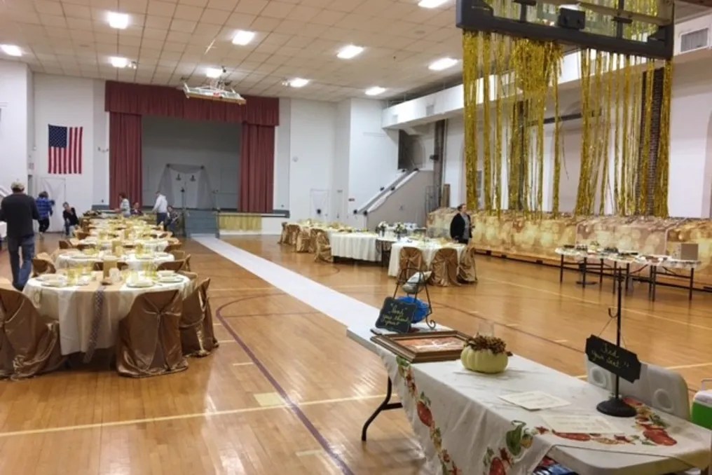 R. E. Franks Meeting Center #4
