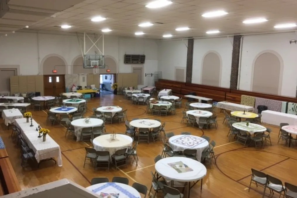 R. E. Franks Meeting Center #10